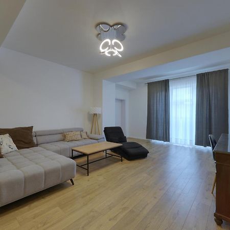 Shone Apartment Old Town 2 Bedroom Pressburg Exterior foto